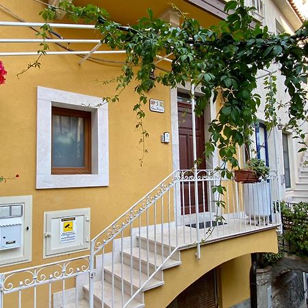 Hotel Casa Ferrara Taormina Exterior foto